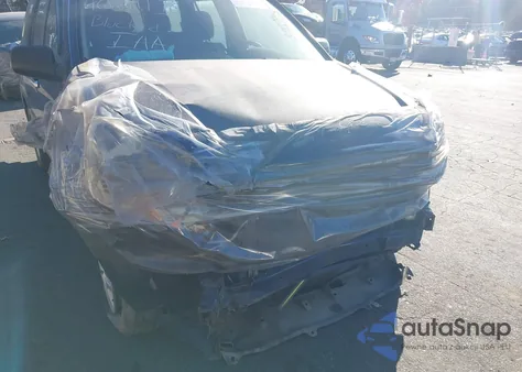 2004 Honda Cr-V Lx z USA, uszkodzony, nr VIN SHSRD78474U240514